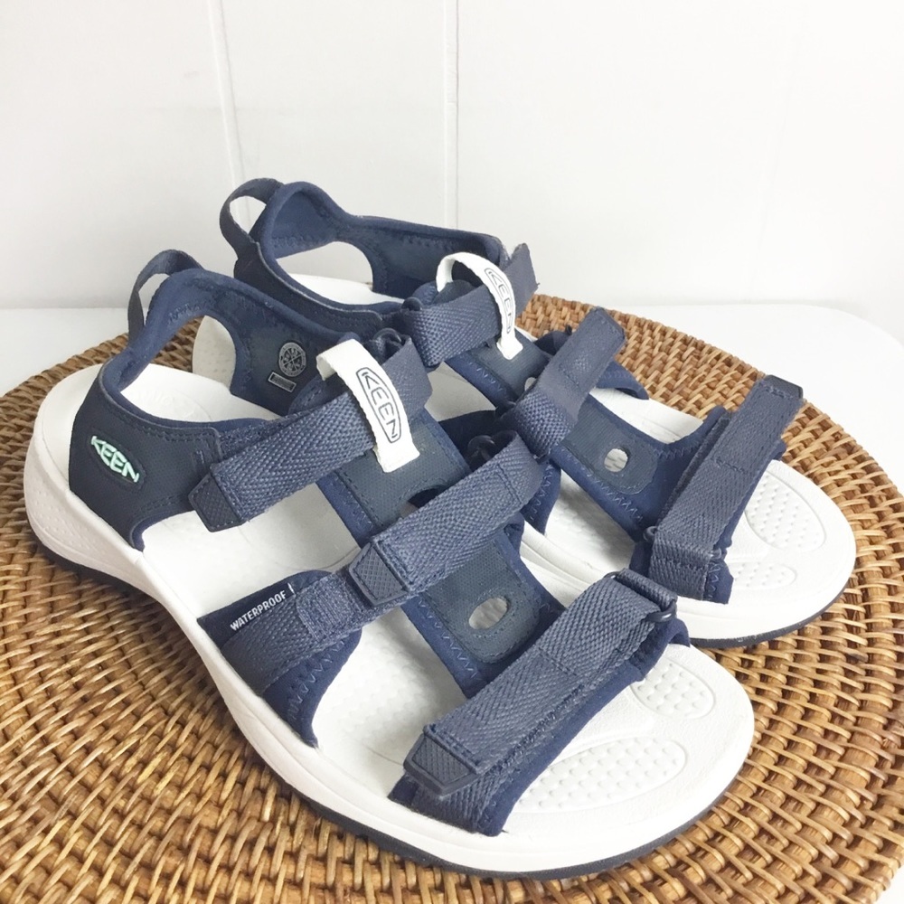 KEEN Womens Astoria West Ankle Strap Flats Size 9.5 (4241675) Sandals  Shoes